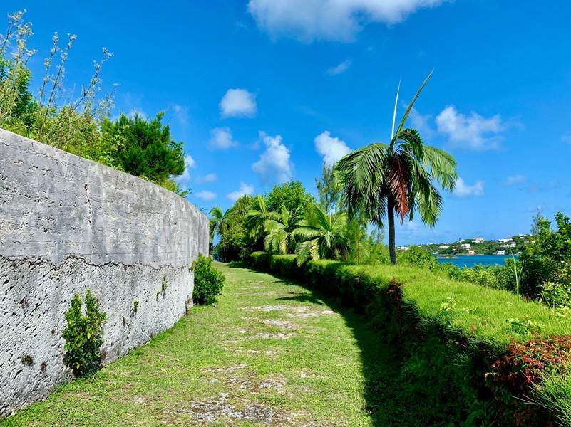21. House for Sale at Dew Drop Inn 40 Hinson Island Paget Parish, PG01 Bermuda