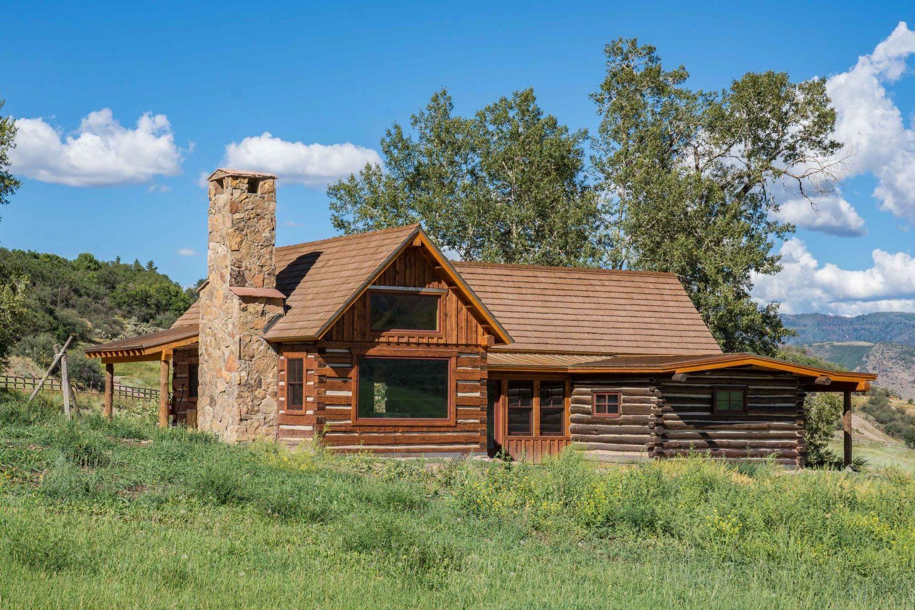 29. Farm and Ranch Properties pour l Vente à RARE and UNIQUE opportunity to own the heart of the renowned McCabe Ranch! 1321 Elk Creek & TBD McCabe Ranch Old Snowmass, Colorado 81654 États-Unis