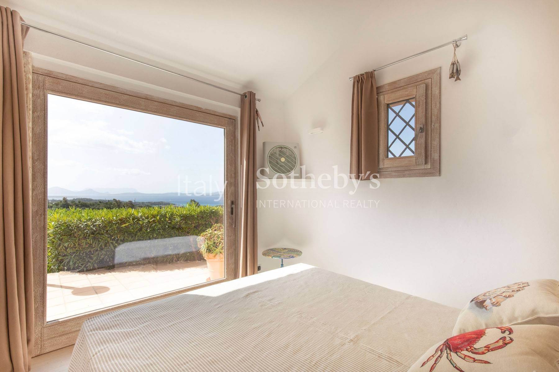 18. Apartments for Sale at Cozy and turnkey semi-detached villa on the Pevero Golf hill Porto Cervo, Sassari Italy