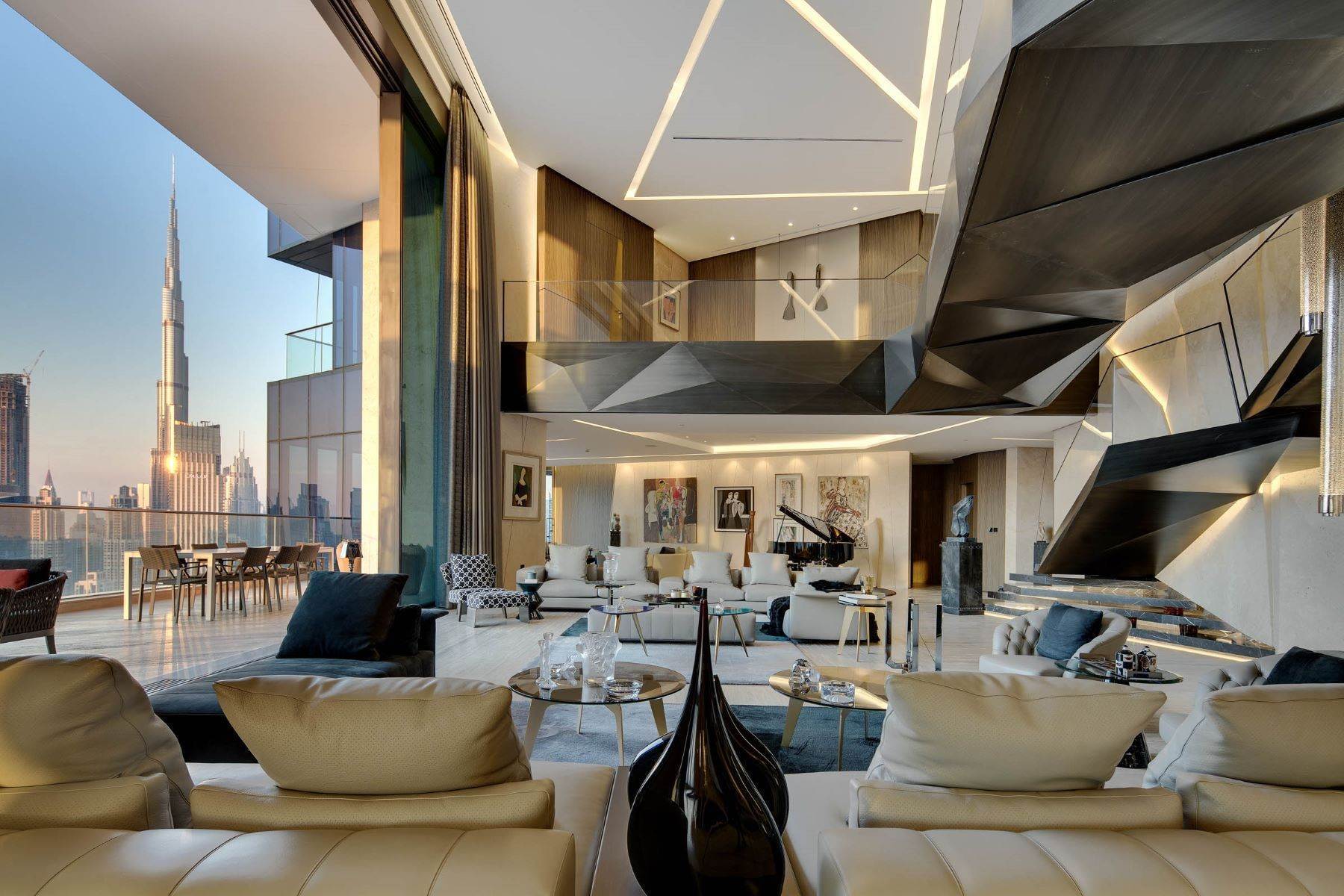 Apartments por un Venta en Luxury penthouse apartment in Business Bay Dubai, Dubai Emiratos Arabes Unidos